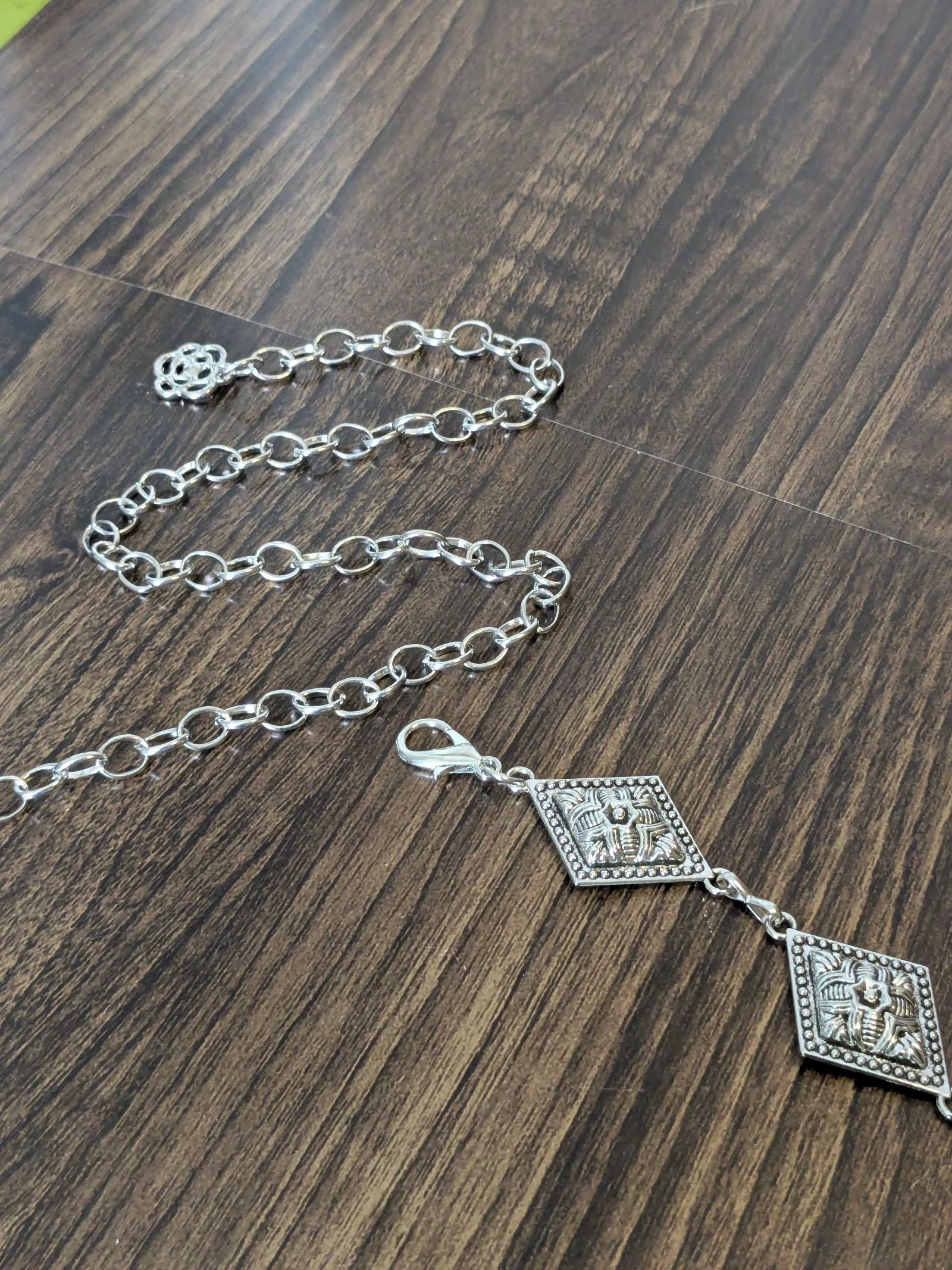 Belt Silvertone chain belt with engraved ethnic medallions – photo 2